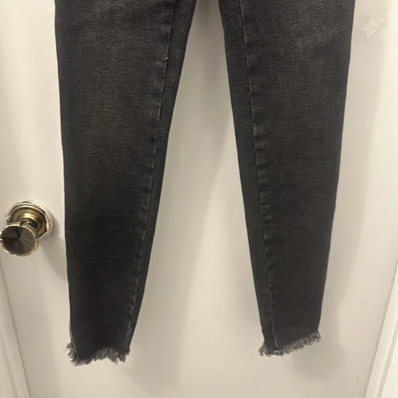 NWT Free People We the Free Raw Hem High-Rise Jegging Washed Black Denim Jeans - Picture 6 of 11